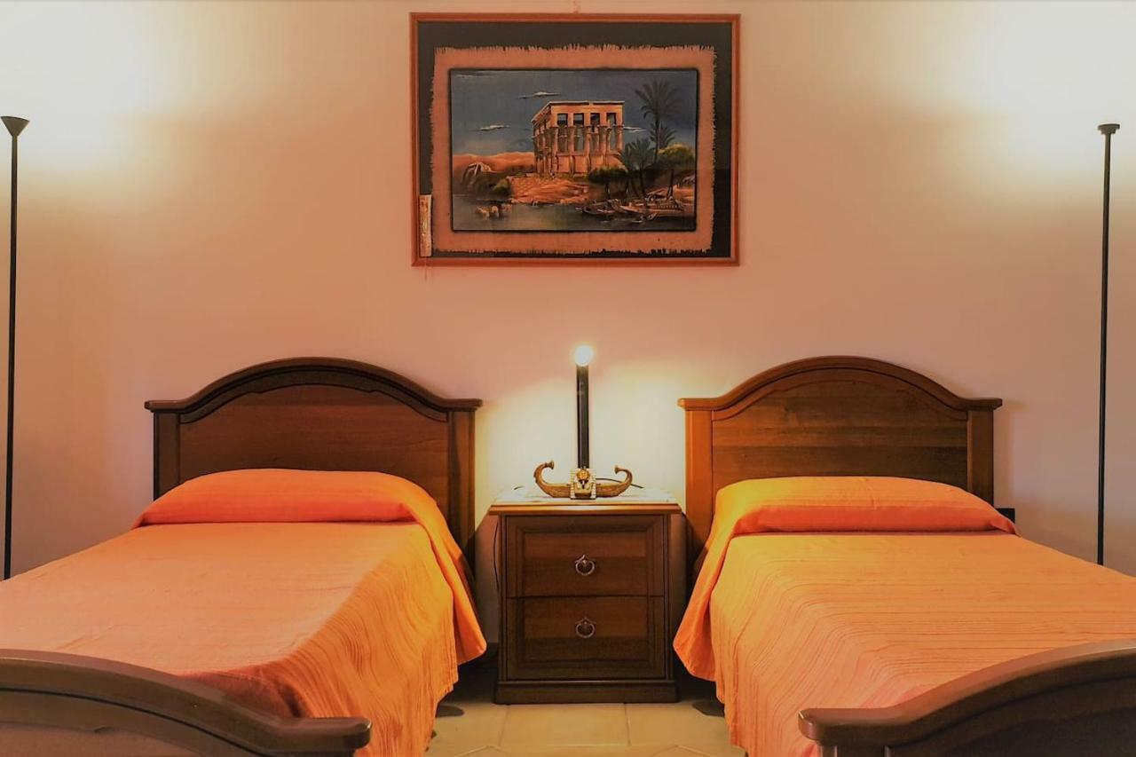 La Casa Del Viaggiatore Codrongianos Εξωτερικό φωτογραφία